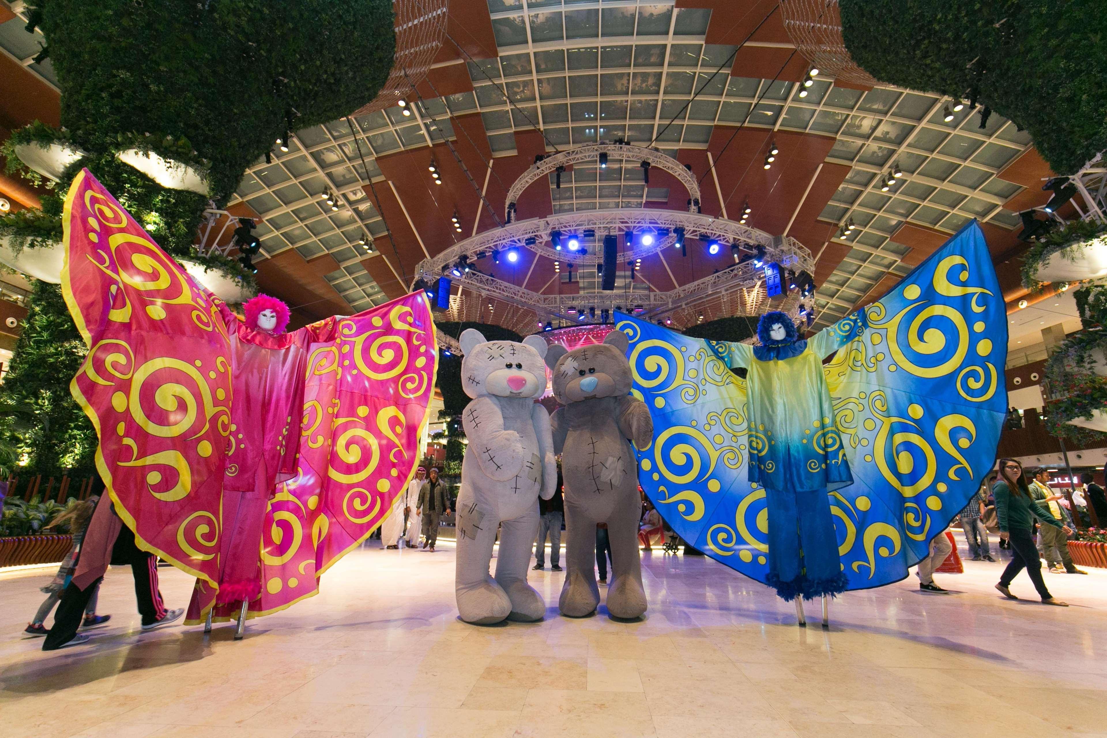 Alrayyan Hotel Doha, Curio Collection By Hilton Al Rayyan Esterno foto The 20th Anniversary Parade