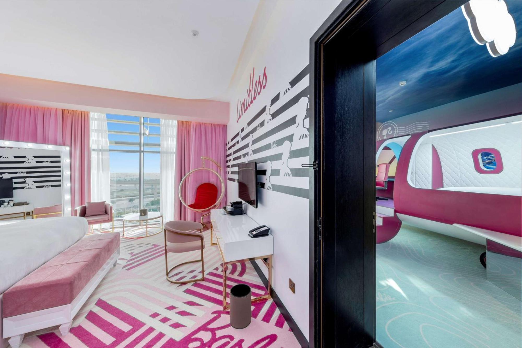 Alrayyan Hotel Doha, Curio Collection By Hilton Al Rayyan Esterno foto A room at the hotel