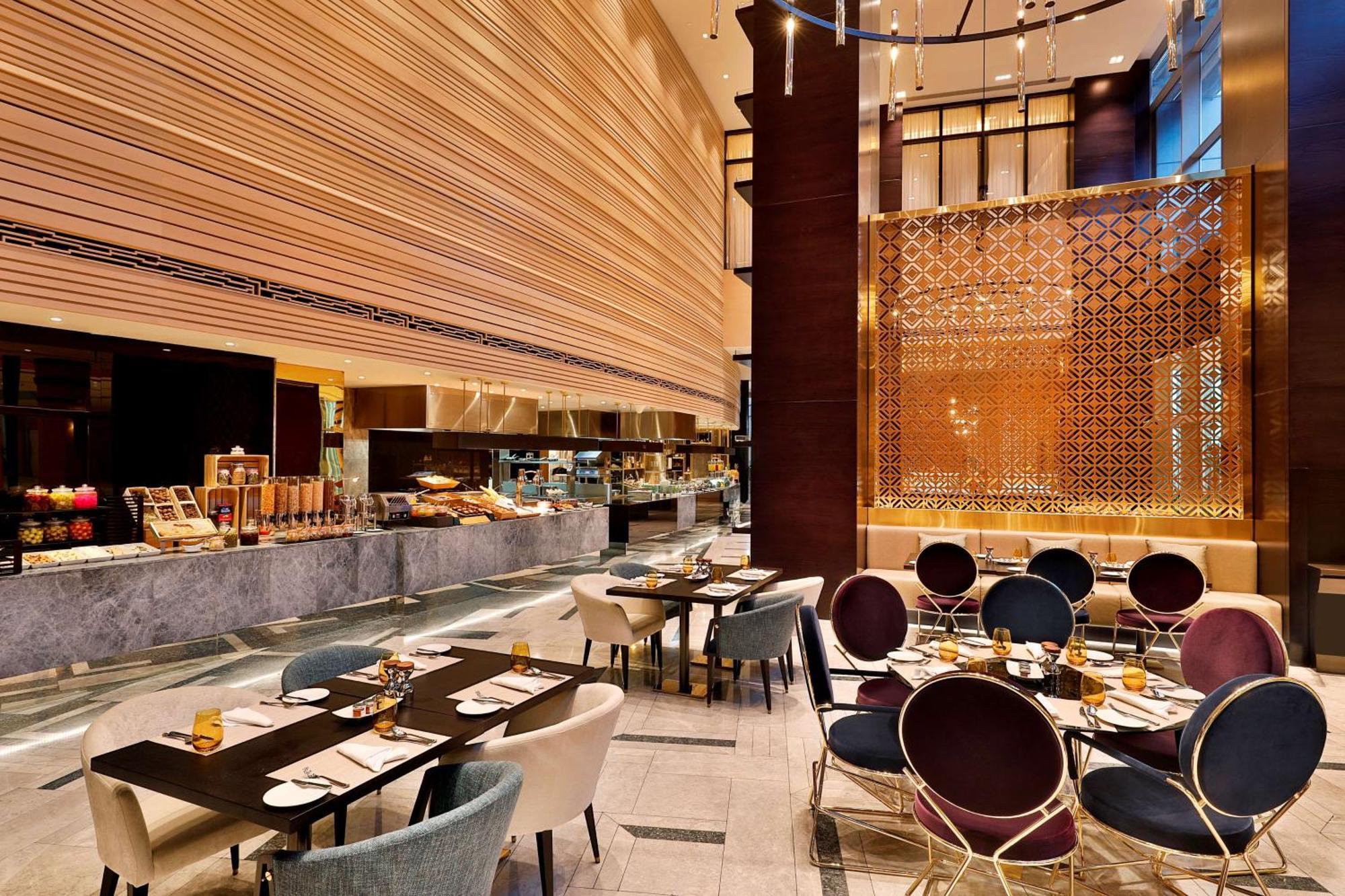 Alrayyan Hotel Doha, Curio Collection By Hilton Al Rayyan Esterno foto The restaurant