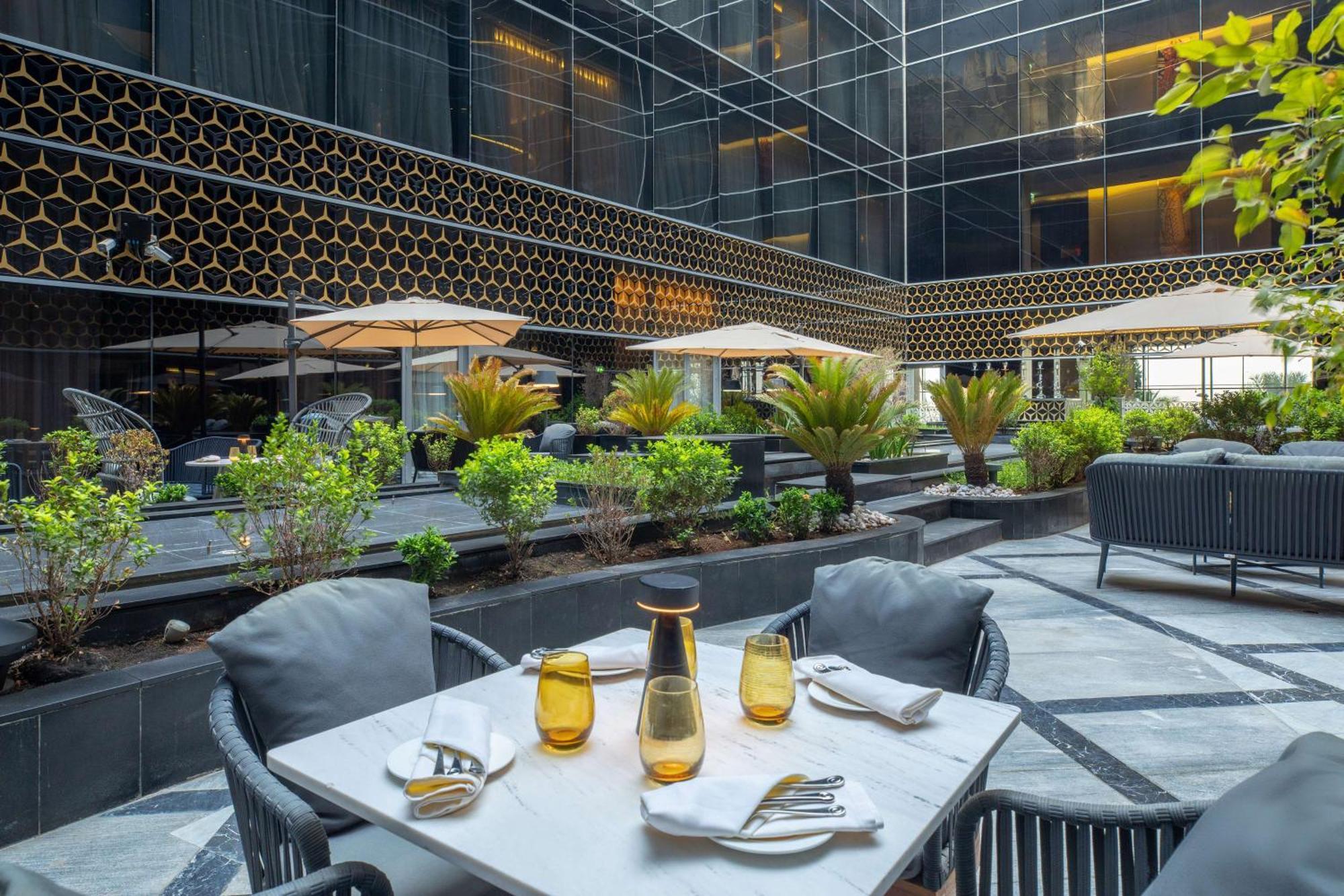 Alrayyan Hotel Doha, Curio Collection By Hilton Al Rayyan Esterno foto
